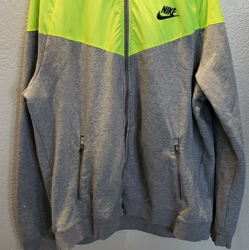 XXL Nike Zip Up Jacket